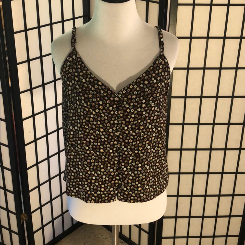 Floral pattern skinny strap tank top.